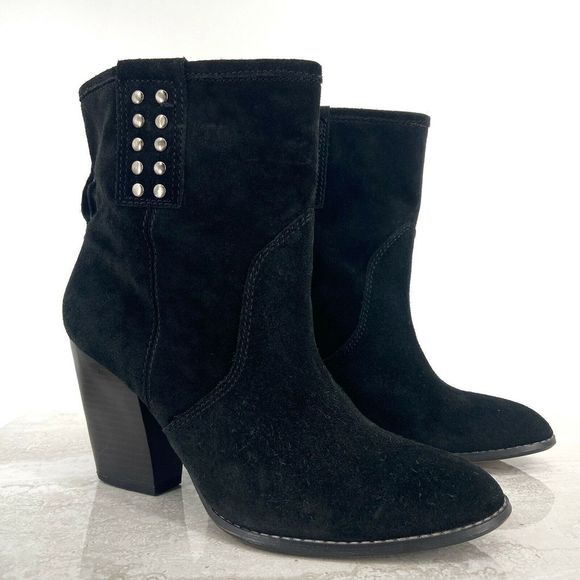 libby. edelman Shoes - Libby Edelman Black Suede Pull-On Ankle Boots
